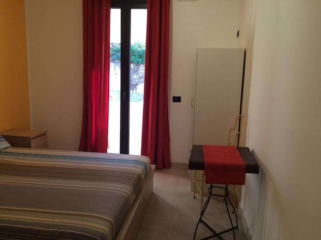 Bed and Breakfast La Casa Delle Farfalle Сиракузы Номер фото